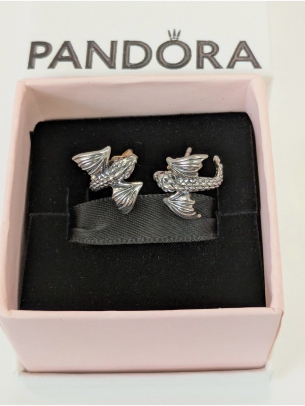 Pandora Game of Thrones Curved Dragon Stud Earrings